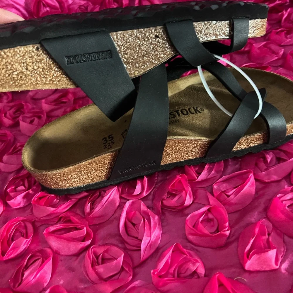 Birkenstock Mayari sandals